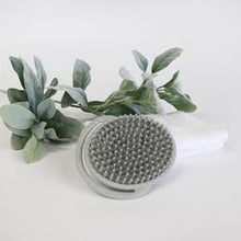 Load image into Gallery viewer, Haakaa Silicone Shampoo Brush
