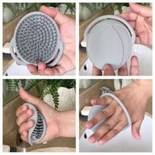 Load image into Gallery viewer, Haakaa Silicone Shampoo Brush
